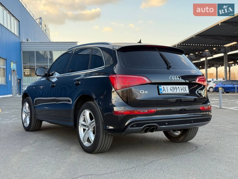 Внедорожник / Кроссовер Audi Q5 2011 в Киеве