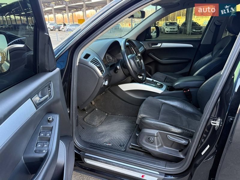 Внедорожник / Кроссовер Audi Q5 2011 в Киеве