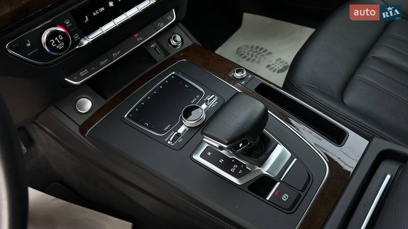 Позашляховик / Кросовер Audi Q5 2019 в Львові