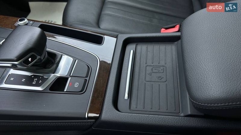Позашляховик / Кросовер Audi Q5 2019 в Львові