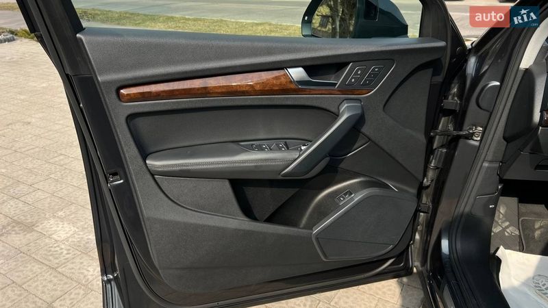 Позашляховик / Кросовер Audi Q5 2019 в Львові