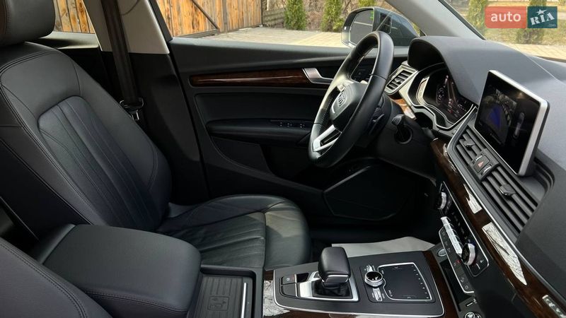 Позашляховик / Кросовер Audi Q5 2019 в Львові