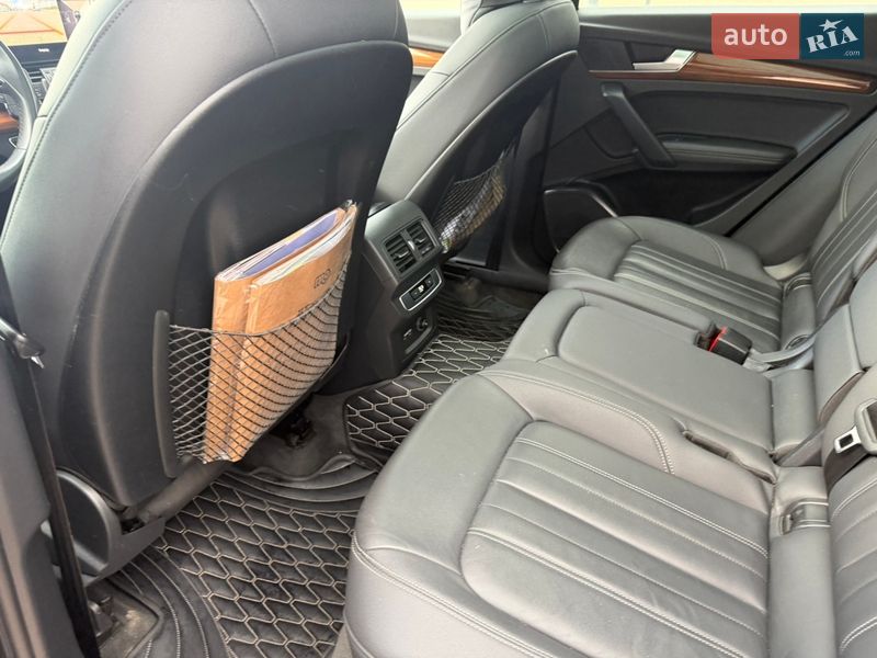 Позашляховик / Кросовер Audi Q5 2021 в Чернігові