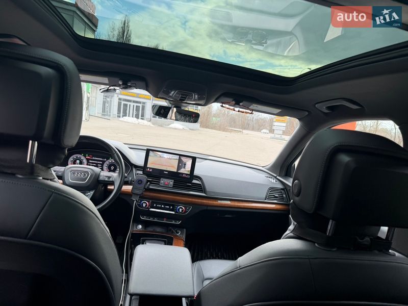 Позашляховик / Кросовер Audi Q5 2021 в Чернігові