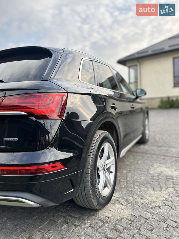 Внедорожник / Кроссовер Audi Q5 2021 в Львове