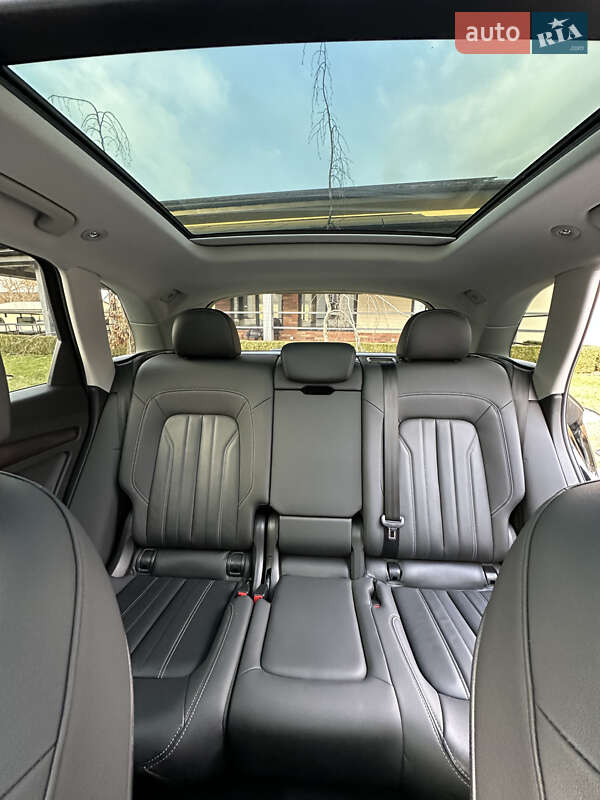 Внедорожник / Кроссовер Audi Q5 2021 в Львове