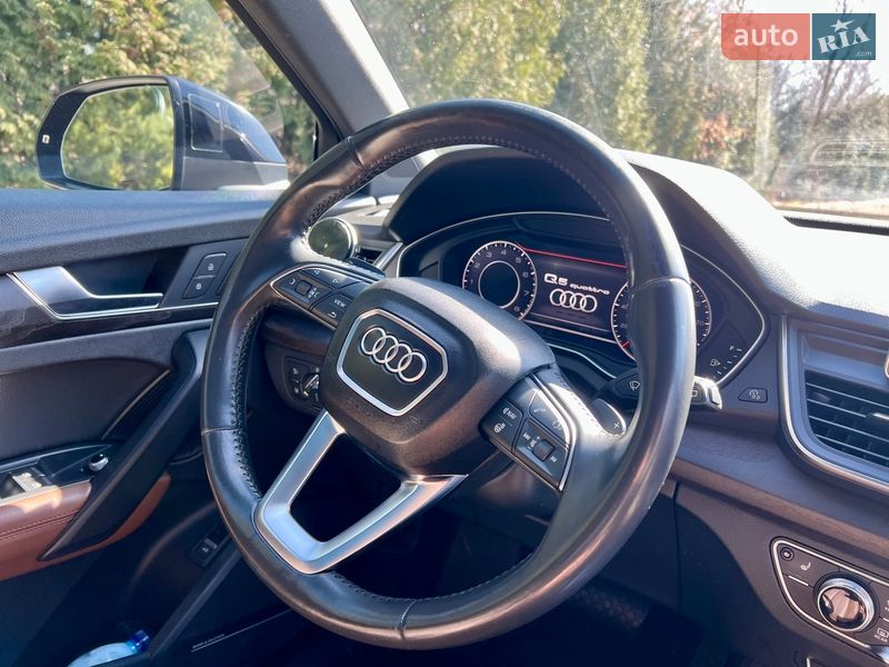 Позашляховик / Кросовер Audi Q5 2018 в Рівному