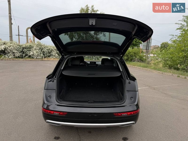 Внедорожник / Кроссовер Audi Q5 2019 в Кривом Роге