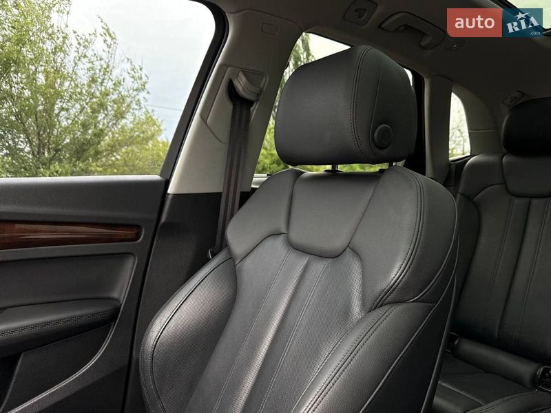 Внедорожник / Кроссовер Audi Q5 2019 в Кривом Роге