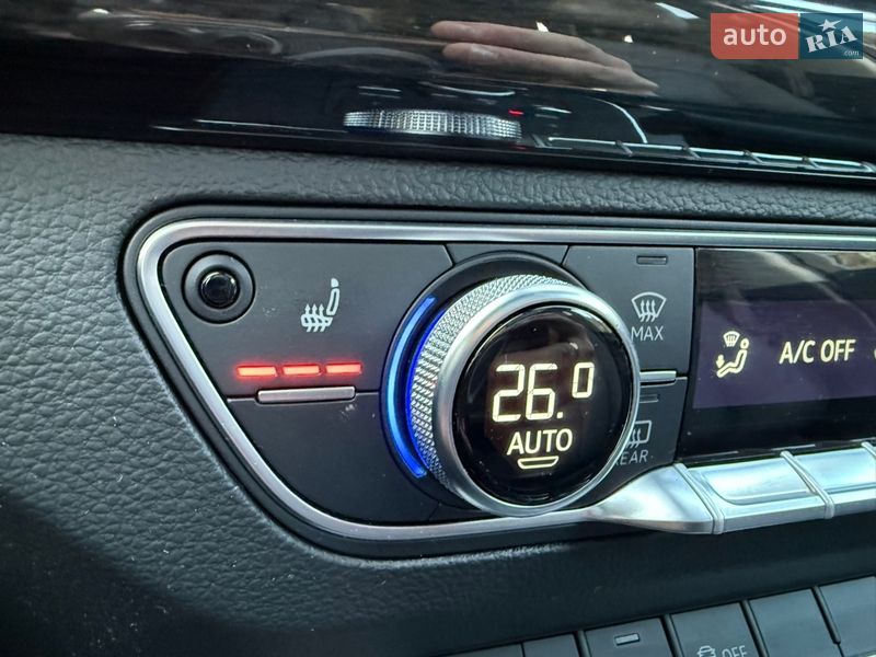 Внедорожник / Кроссовер Audi Q5 2019 в Стрые