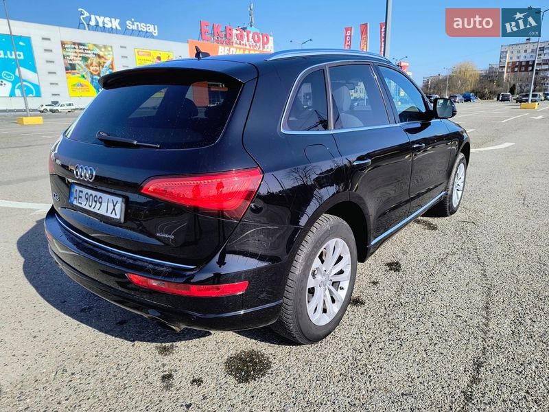 Позашляховик / Кросовер Audi Q5 2015 в Чернівцях