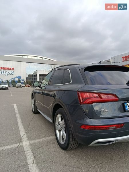 Внедорожник / Кроссовер Audi Q5 2018 в Киеве