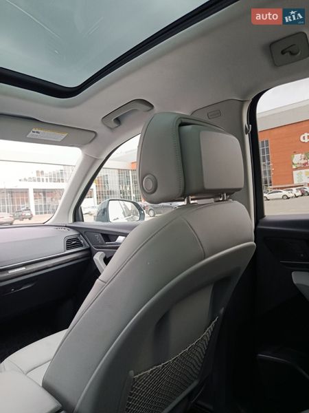 Внедорожник / Кроссовер Audi Q5 2018 в Киеве