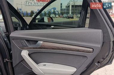 Внедорожник / Кроссовер Audi Q5 2018 в Киеве