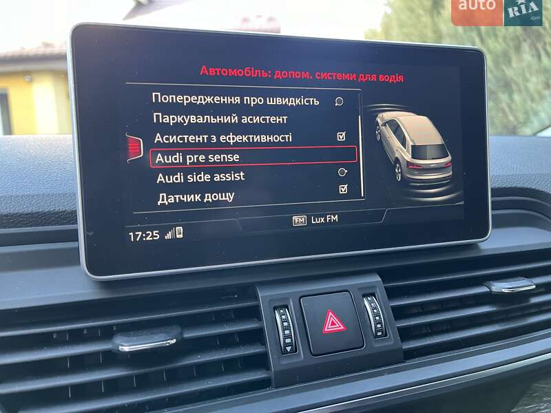 Позашляховик / Кросовер Audi Q5 2017 в Львові фото 15 Позашляховик / Кросовер Audi Q5 2017 в Львові