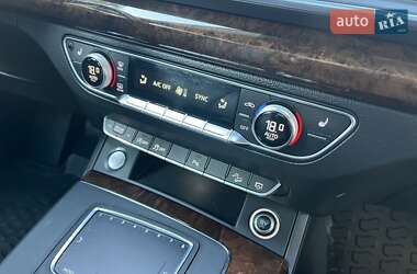 Внедорожник / Кроссовер Audi Q5 2017 в Львове