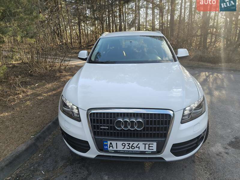 Позашляховик / Кросовер Audi Q5 2010 в Вишгороді