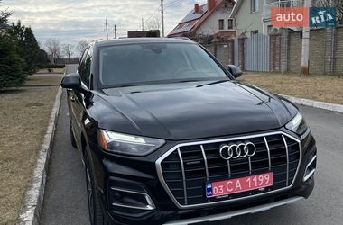 Позашляховик / Кросовер Audi Q5 2021 в Рівному