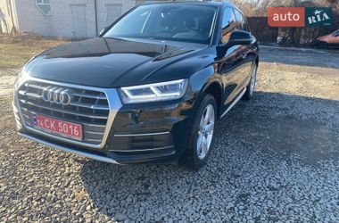 Внедорожник / Кроссовер Audi Q5 2018 в Киеве