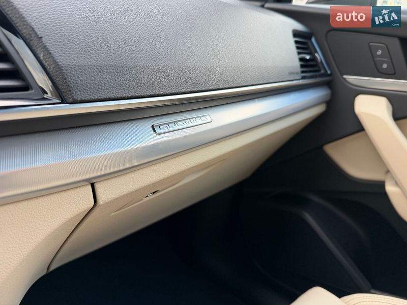 Внедорожник / Кроссовер Audi Q5 2024 в Киеве