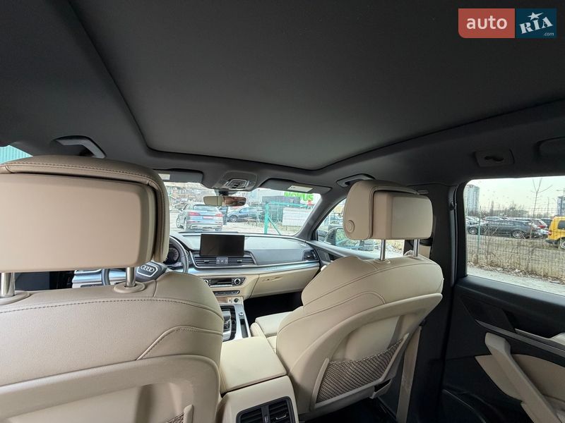 Внедорожник / Кроссовер Audi Q5 2024 в Киеве