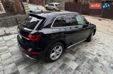 Внедорожник / Кроссовер Audi Q5 2024 в Киеве