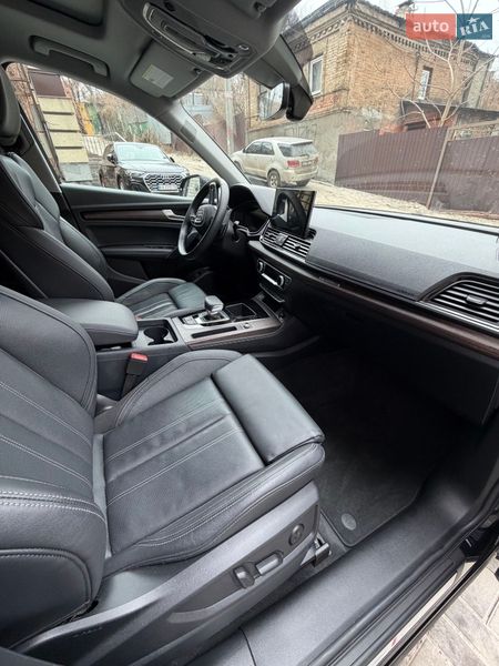 Внедорожник / Кроссовер Audi Q5 2024 в Киеве