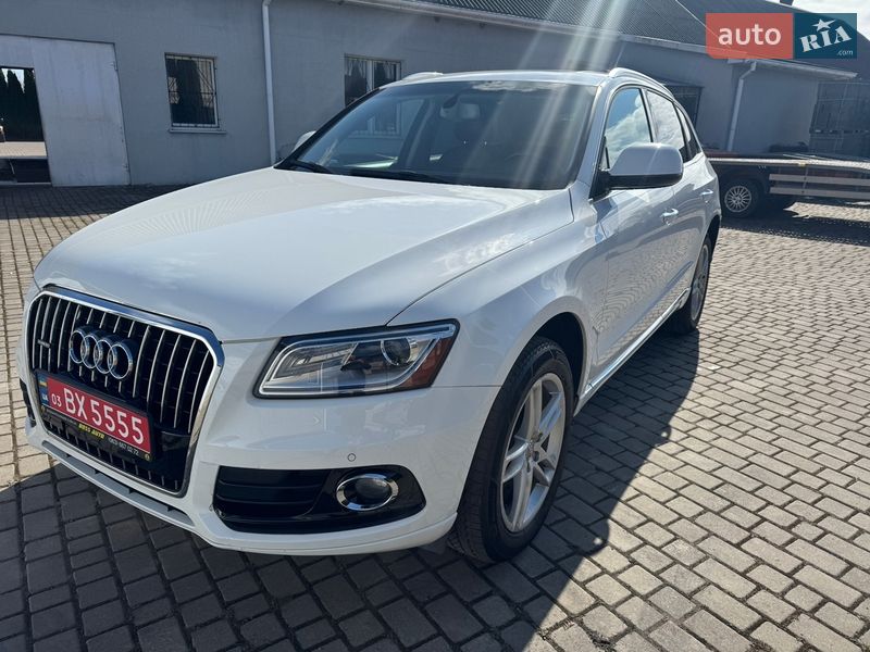Внедорожник / Кроссовер Audi Q5 2015 в Нововолынске