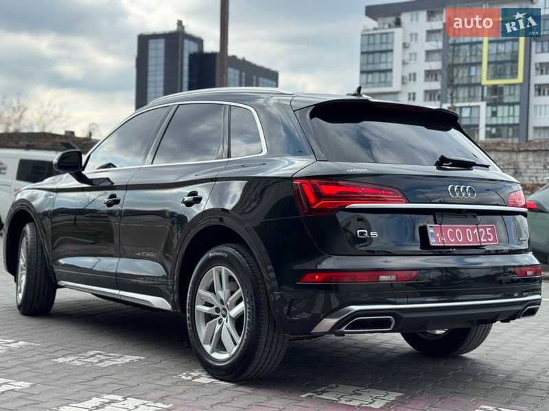 Внедорожник / Кроссовер Audi Q5 2022 в Львове
