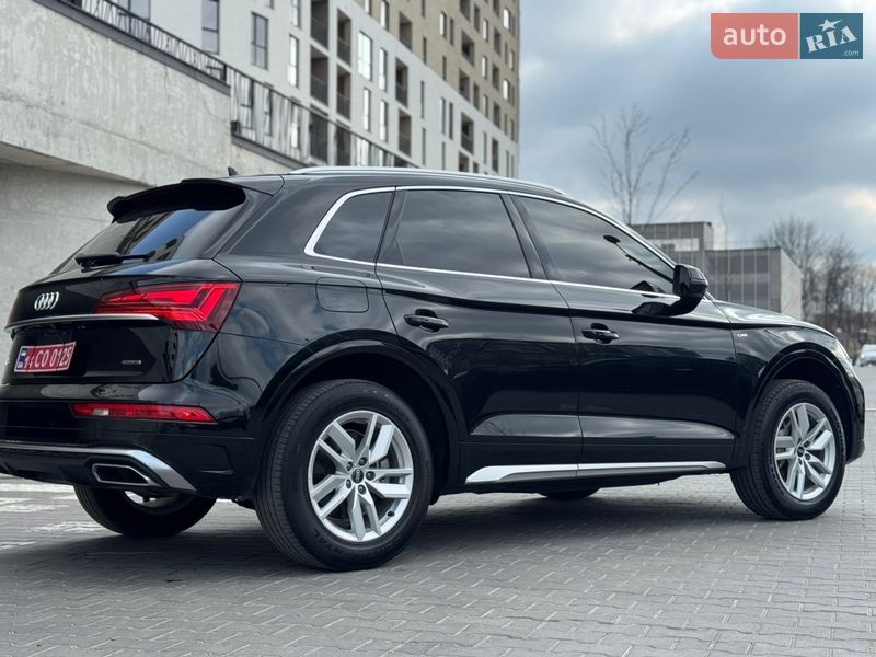 Внедорожник / Кроссовер Audi Q5 2022 в Львове