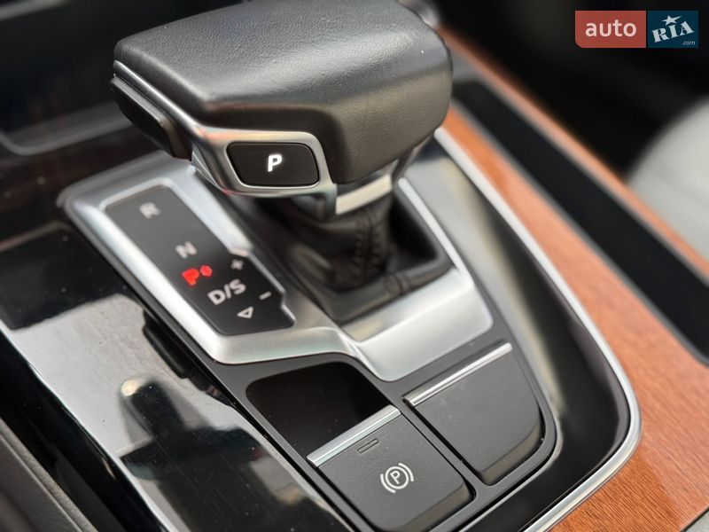 Внедорожник / Кроссовер Audi Q5 2022 в Львове