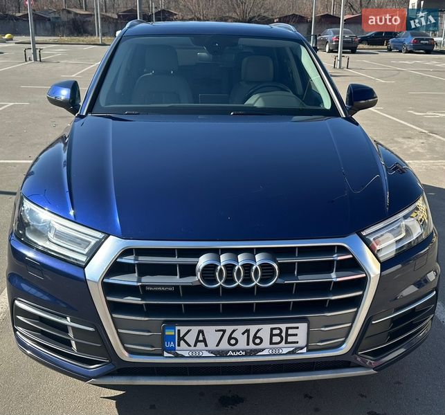 Внедорожник / Кроссовер Audi Q5 2019 в Киеве