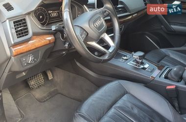 Внедорожник / Кроссовер Audi Q5 2017 в Луцке