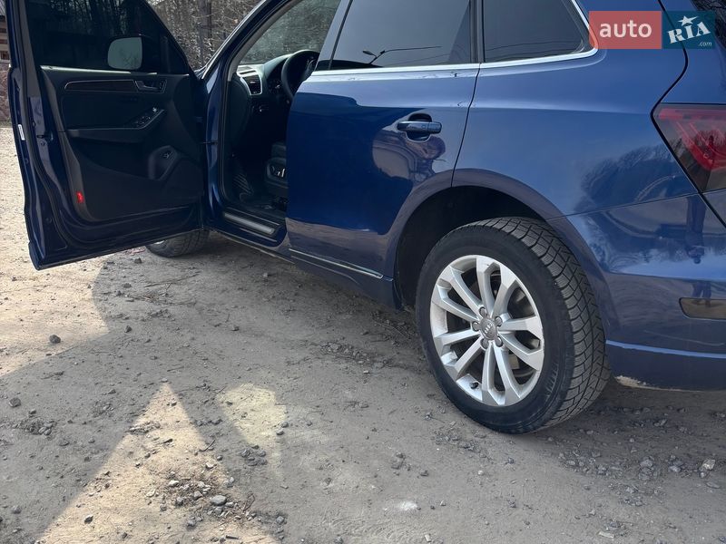 Позашляховик / Кросовер Audi Q5 2013 в Тернополі