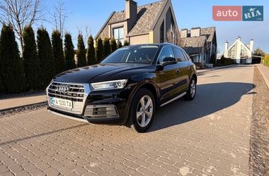 Внедорожник / Кроссовер Audi Q5 2019 в Киеве