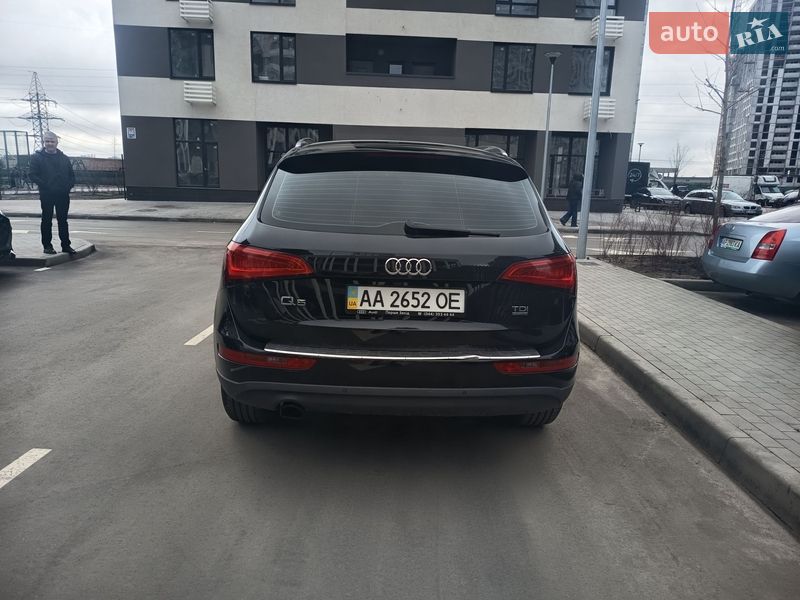 Внедорожник / Кроссовер Audi Q5 2014 в Киеве