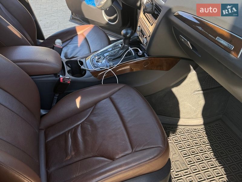 Позашляховик / Кросовер Audi Q5 2015 в Чернівцях