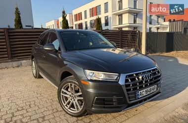 Позашляховик / Кросовер Audi Q5 2017 в Львові