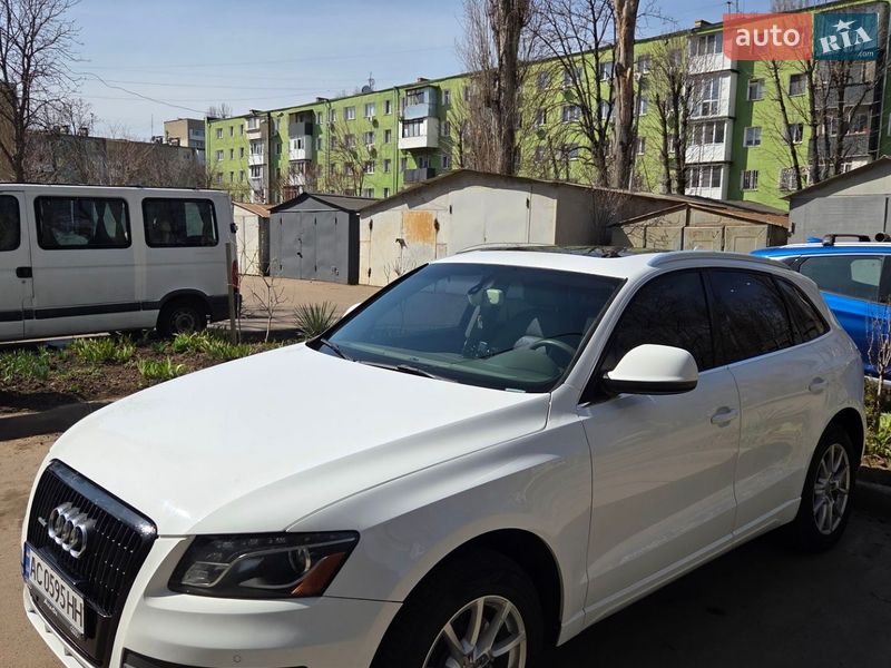 Позашляховик / Кросовер Audi Q5 2011 в Одесі