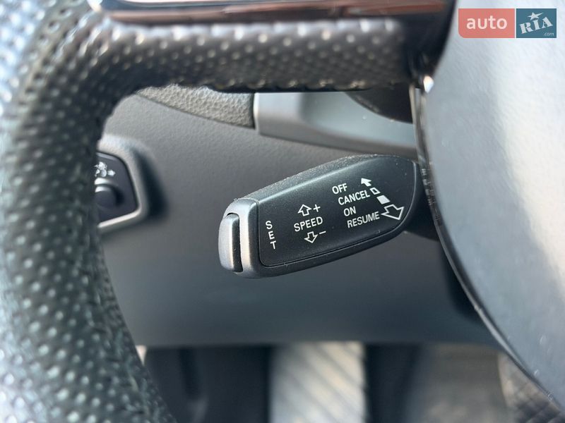 Внедорожник / Кроссовер Audi Q5 2015 в Одессе