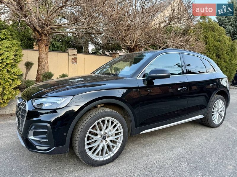 Внедорожник / Кроссовер Audi Q5 2022 в Киеве