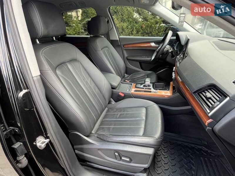 Позашляховик / Кросовер Audi Q5 2021 в Хмельницькому