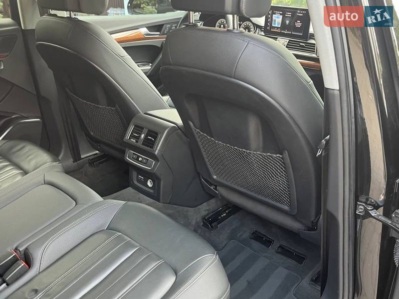 Позашляховик / Кросовер Audi Q5 2021 в Хмельницькому