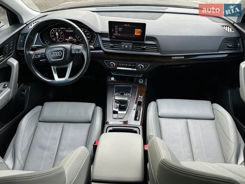 Внедорожник / Кроссовер Audi Q5 2018 в Львове