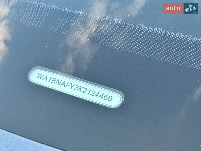 Позашляховик / Кросовер Audi Q5 2019 в Києві фото 18 Позашляховик / Кросовер Audi Q5 2019 в Києві