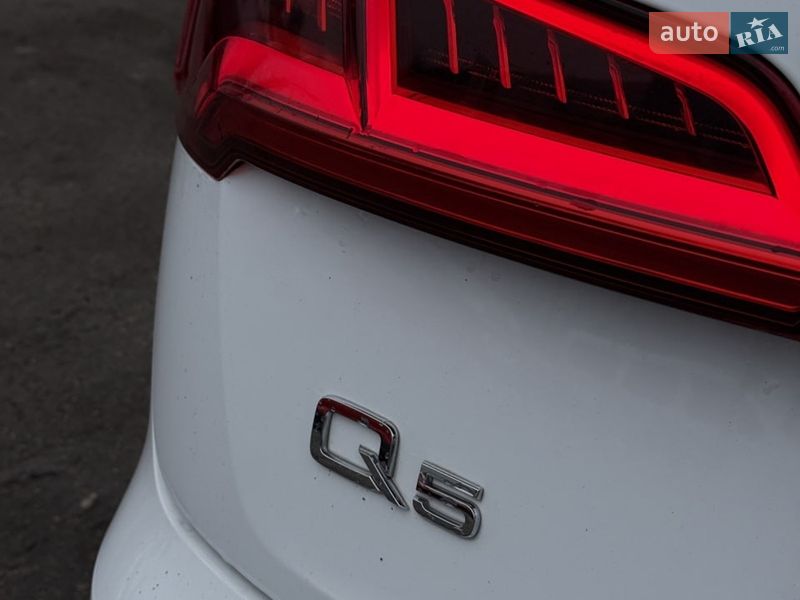 Внедорожник / Кроссовер Audi Q5 2018 в Сумах