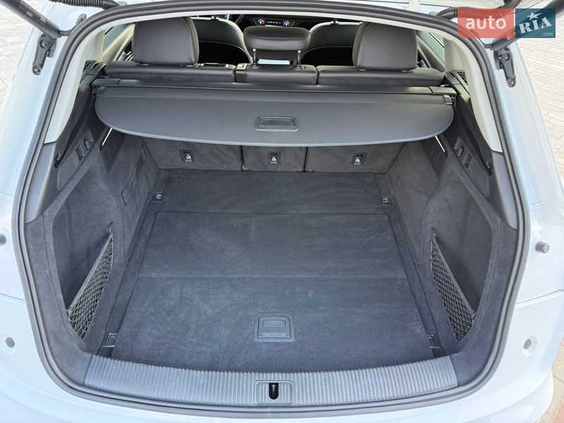 Внедорожник / Кроссовер Audi Q5 2021 в Киеве