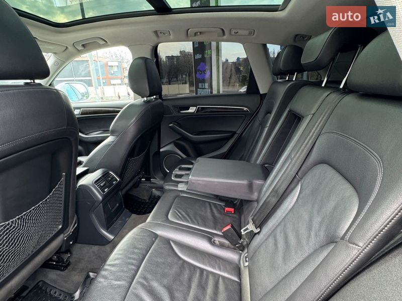 Внедорожник / Кроссовер Audi Q5 2013 в Одессе