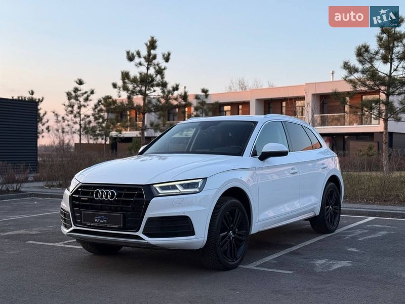 Внедорожник / Кроссовер Audi Q5 2017 в Киеве
