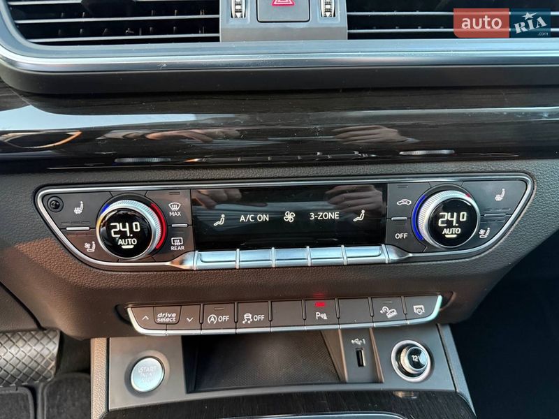 Внедорожник / Кроссовер Audi Q5 2017 в Киеве